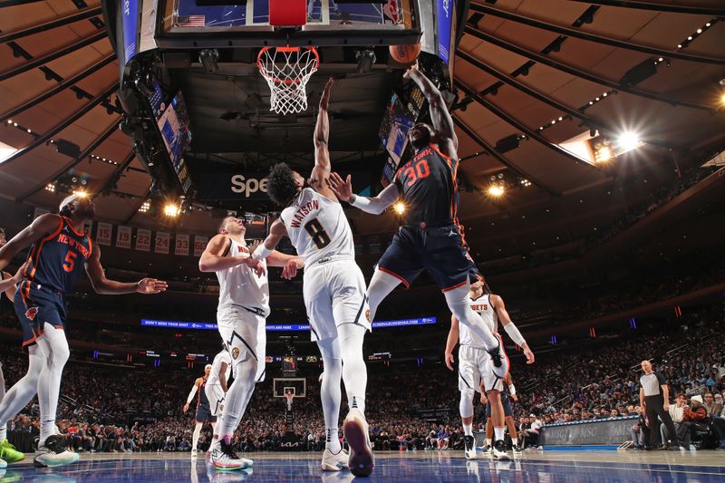 NEW YORK, NY - JANUARY 25: Julius Randle #30 of the New York Knicks drives to the basket during the game against the Denver Nuggets on January 25, 2024 at Madison Square Garden in New York City, New York.  NOTE TO USER: User expressly acknowledges and agrees that, by downloading and or using this photograph, User is consenting to the terms and conditions of the Getty Images License Agreement. Mandatory Copyright Notice: Copyright 2024 NBAE  (Photo by Nathaniel S. Butler/NBAE via Getty Images)