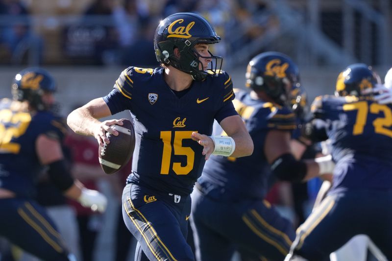 Nov 11, 2023; Berkeley, California, USA; California Golden Bears quarterback Fernando Mendoza (15) scrambles against the Washington State Cougars during the first quarter at California Memorial Stadium. Mandatory Credit: Darren Yamashita-USA TODAY Sports 