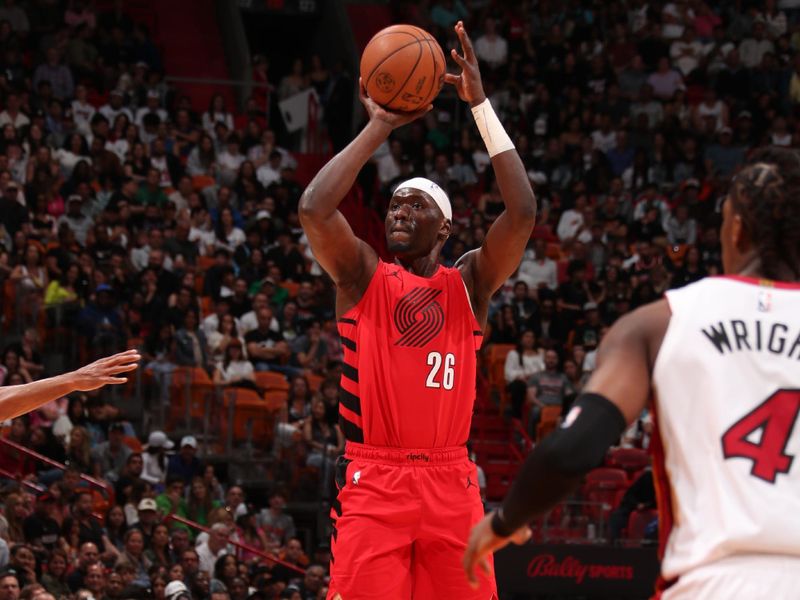 MIAMI, FL - MARCH 29: Duop Reath #26 of the Portland Trail Blazers shoots a three point basket against the Miami Heat on March 29, 2024 at Kaseya Center in Miami, Florida. NOTE TO USER: User expressly acknowledges and agrees that, by downloading and or using this Photograph, user is consenting to the terms and conditions of the Getty Images License Agreement. Mandatory Copyright Notice: Copyright 2024 NBAE (Photo by Issac Baldizon/NBAE via Getty Images)