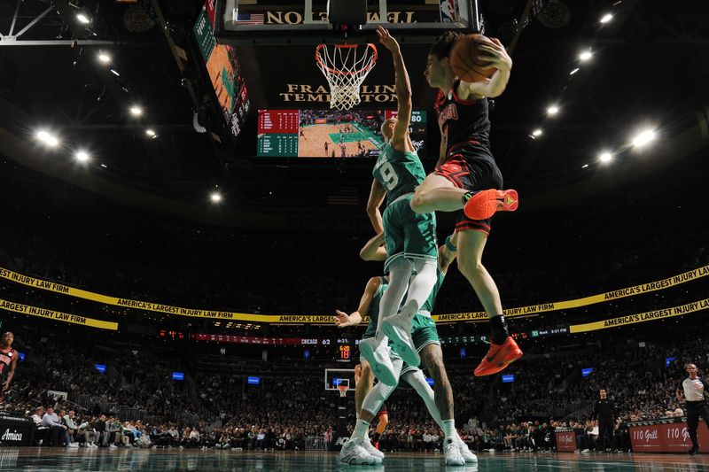 BOSTON, MA - JANUARY 29: Josh Giddey #3 of the Chicago Bulls passes the ball during the game against the Boston Celtics on January 29, 2025 at TD Garden in Boston, Massachusetts. NOTE TO USER: User expressly acknowledges and agrees that, by downloading and/or using this Photograph, user is consenting to the terms and conditions of the Getty Images License Agreement. Mandatory Copyright Notice: Copyright 2025 NBAE (Photo by Brian Babineau/NBAE via Getty Images)