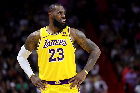 MIAMI, FLORIDA - NOVEMBER 06: LeBron James #23 of the Los Angeles Lakers looks on against the Miami Heat during the third quarter of the game at Kaseya Center on November 06, 2023 in Miami, Florida. NOTE TO USER: User expressly acknowledges and agrees that, by downloading and or using this photograph, User is consenting to the terms and conditions of the Getty Images License Agreement. (Photo by Megan Briggs/Getty Images)