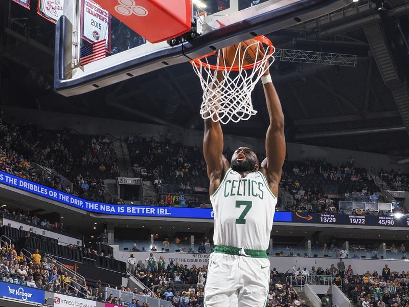 INDIANAPOLIS, IN - OCTOBER 30: Jaylen Brown #7 of the Boston Celtics dunks the ball during the game on October 30, 2024 at Gainbridge Fieldhouse in Indianapolis, Indiana. NOTE TO USER: User expressly acknowledges and agrees that, by downloading and or using this Photograph, user is consenting to the terms and conditions of the Getty Images License Agreement. Mandatory Copyright Notice: Copyright 2024 NBAE (Photo by Ron Hoskins/NBAE via Getty Images)