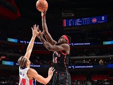 DETROIT, MI - DECEMBER 30: Pascal Siakam #43 of the Toronto Raptors shoots the ball during the game against the Detroit Pistons on December 30, 2023 at Little Caesars Arena in Detroit, Michigan. NOTE TO USER: User expressly acknowledges and agrees that, by downloading and/or using this photograph, User is consenting to the terms and conditions of the Getty Images License Agreement. Mandatory Copyright Notice: Copyright 2023 NBAE (Photo by Chris Schwegler/NBAE via Getty Images)