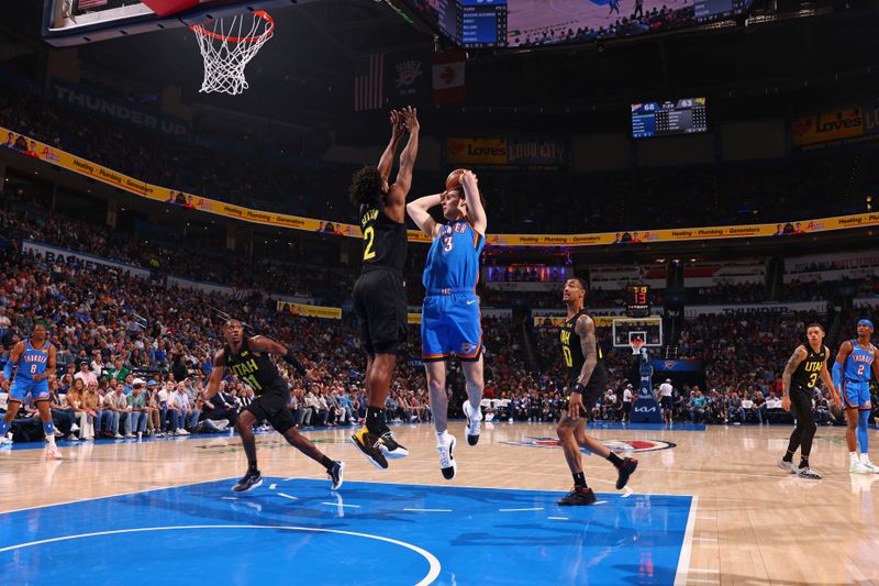 OKLAHOMA CITY, OK - MARCH 20:  Josh Giddey #3 of the Oklahoma City Thunder looks to pass the ball during the game against the Utah Jazz on March 20, 2024 at Paycom Arena in Oklahoma City, Oklahoma. NOTE TO USER: User expressly acknowledges and agrees that, by downloading and or using this photograph, User is consenting to the terms and conditions of the Getty Images License Agreement. Mandatory Copyright Notice: Copyright 2024 NBAE (Photo by Zach Beeker/NBAE via Getty Images)