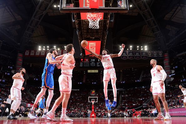 HOUSTON, TX - DECEMBER 6:   Jalen Green #4 of the Houston Rockets rebounds the ball during the game against the Oklahoma City Thunder on December 6, 2023 at the Toyota Center in Houston, Texas. NOTE TO USER: User expressly acknowledges and agrees that, by downloading and or using this photograph, User is consenting to the terms and conditions of the Getty Images License Agreement. Mandatory Copyright Notice: Copyright 2023 NBAE (Photo by Michael Gonzales/NBAE via Getty Images)