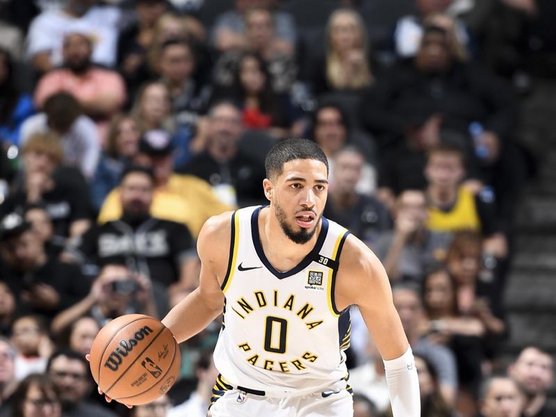 HOUSTON, TX - MARCH 3: Tyrese Haliburton #0 of the Indiana Pacers handles the ball during the game against the San Antonio Spurs on March 3, 2024 at the Toyota Center in Houston, Texas. NOTE TO USER: User expressly acknowledges and agrees that, by downloading and or using this photograph, User is consenting to the terms and conditions of the Getty Images License Agreement. Mandatory Copyright Notice: Copyright 2024 NBAE (Photo by Logan Riely/NBAE via Getty Images)