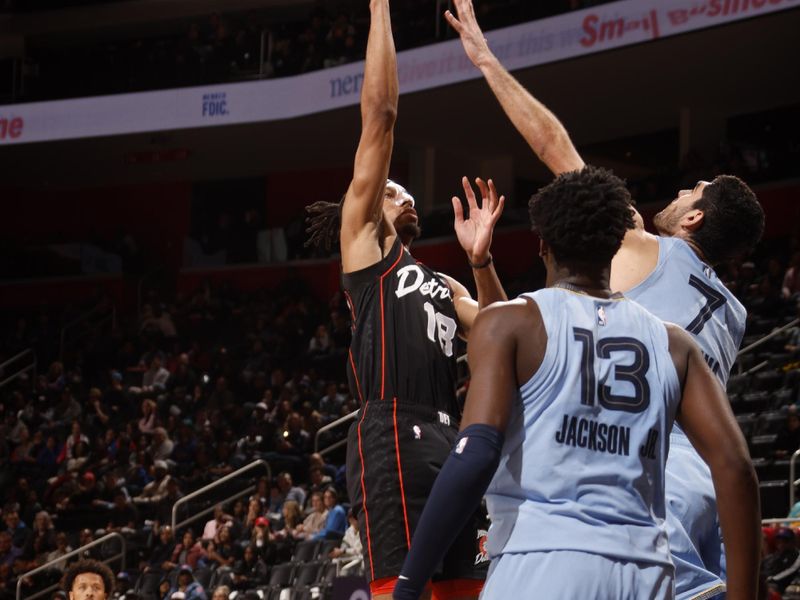 DETROIT, MI - APRIL 1: James Wiseman #13 of the Detroit Pistons drives to the basket during the game against the Memphis Grizzlies on April 1, 2024 at Little Caesars Arena in Detroit, Michigan. NOTE TO USER: User expressly acknowledges and agrees that, by downloading and/or using this photograph, User is consenting to the terms and conditions of the Getty Images License Agreement. Mandatory Copyright Notice: Copyright 2024 NBAE (Photo by Brian Sevald/NBAE via Getty Images)