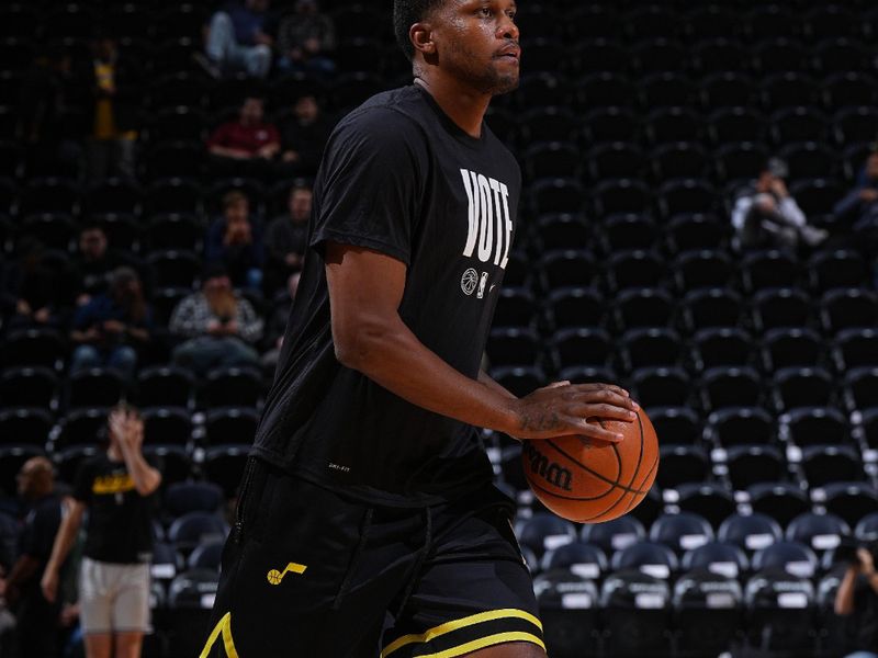 SALT LAKE CITY, UT - NOVEMBER 7: Rudy Gay #8 of the Utah Jazz warms up before the game against the Los Angeles Lakers on November 7, 2022 at Vivint SmartHome Arena in Salt Lake City, Utah. NOTE TO USER: User expressly acknowledges and agrees that, by downloading and or using this Photograph, User is consenting to the terms and conditions of the Getty Images License Agreement. Mandatory Copyright Notice: Copyright 2022 NBAE (Photo by Garrett Ellwood/NBAE via Getty Images)