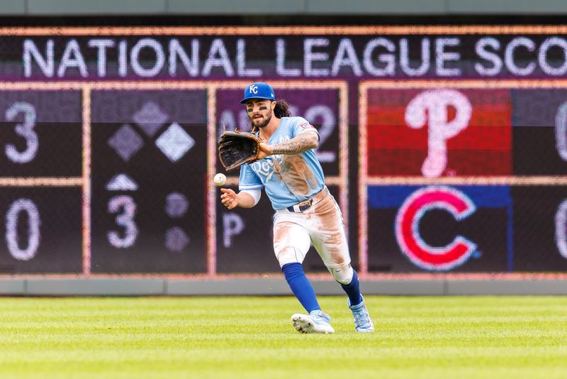 Apr 27, 2025; Kansas City, Missouri, USA; Kansas City Royals third base Jonathan India (6) fields the ball during the sixth inning against the Houston Astros at Kauffman Stadium. Mandatory Credit: William Purnell-Imagn Images