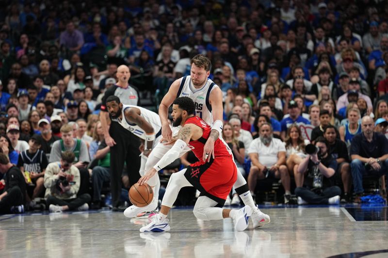 DALLAS, TX - APRIL 7: Luka Doncic #77 of the Dallas Mavericks plays defense during the game against the Houston Rockets on April 7, 2024 at the American Airlines Center in Dallas, Texas. NOTE TO USER: User expressly acknowledges and agrees that, by downloading and or using this photograph, User is consenting to the terms and conditions of the Getty Images License Agreement. Mandatory Copyright Notice: Copyright 2024 NBAE (Photo by Glenn James/NBAE via Getty Images)