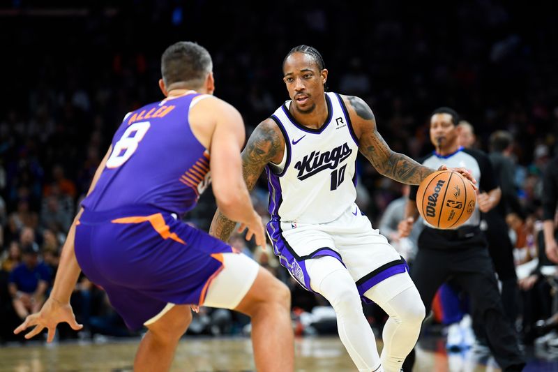PHOENIX, ARIZONA - NOVEMBER 10: DeMar DeRozan #10 of the Sacramento Kings controls the ball during the first half of the NBA game against the Phoenix Suns at Footprint Center on November 10, 2024 in Phoenix, Arizona. NOTE TO USER: User expressly acknowledges and agrees that, by downloading and/or using this photograph, user is consenting to the terms and conditions of the Getty Images License Agreement.  (Photo by Kelsey Grant/Getty Images)