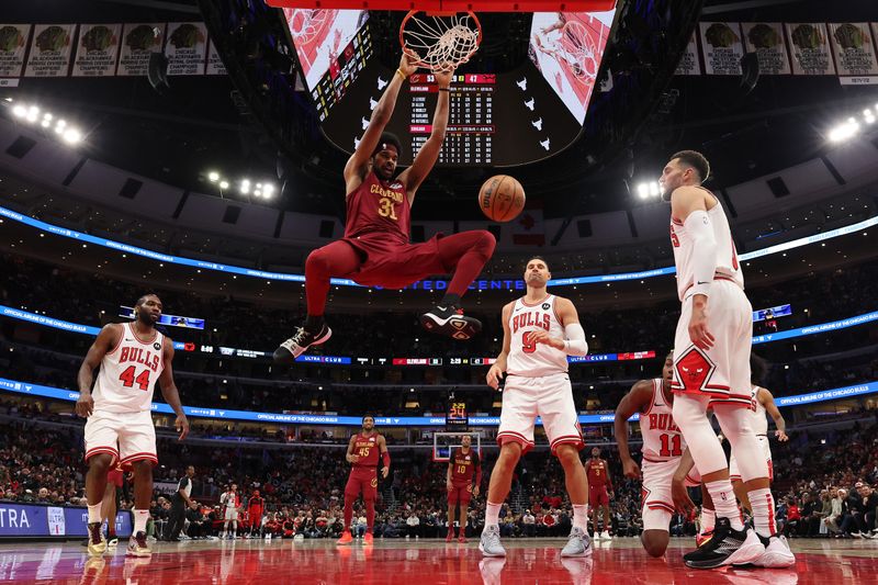 CHICAGO, ILLINOIS - OCTOBER 18: Jarrett Allen #31 of the Cleveland Cavaliers dunks the ball against the Chicago Bulls during the second half of a preseason game at the United Center on October 18, 2024 in Chicago, Illinois. NOTE TO USER: User expressly acknowledges and agrees that, by downloading and or using this photograph, User is consenting to the terms and conditions of the Getty Images License Agreement.  (Photo by Michael Reaves/Getty Images)