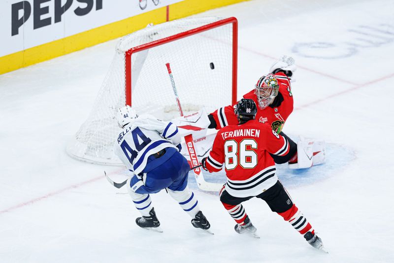 Chicago Blackhawks vs Toronto Maple Leafs: Connor Murphy Poised to Dominate in Upcoming Clash