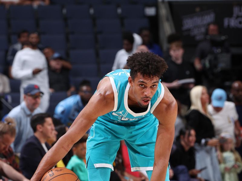 MEMPHIS, TN - OCTOBER 10: Charlie Brown Jr. #44 of the Charlotte Hornets handles the ball during the game against the Memphis Grizzlies during a NBA Preseason game on October 10, 2024 at FedExForum in Memphis, Tennessee. NOTE TO USER: User expressly acknowledges and agrees that, by downloading and or using this photograph, User is consenting to the terms and conditions of the Getty Images License Agreement. Mandatory Copyright Notice: Copyright 2024 NBAE (Photo by Joe Murphy/NBAE via Getty Images)