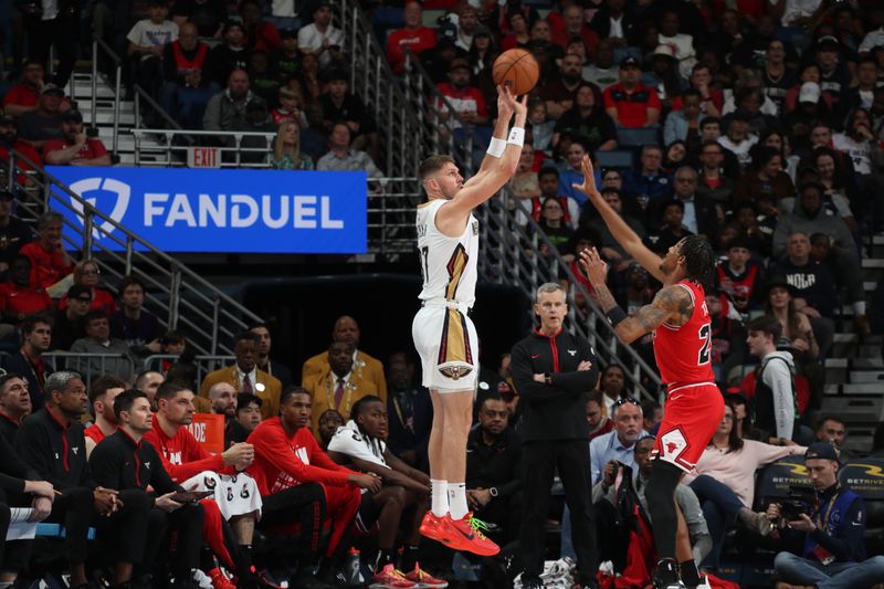 NEW ORLEANS, LA - FEBRUARY 25: Matt Ryan #37 of the New Orleans Pelicans shoots a three point basket during the game against the Chicago Bulls on February 25, 2024 at the Smoothie King Center in New Orleans, Louisiana. NOTE TO USER: User expressly acknowledges and agrees that, by downloading and or using this Photograph, user is consenting to the terms and conditions of the Getty Images License Agreement. Mandatory Copyright Notice: Copyright 2024 NBAE (Photo by Layne Murdoch Jr./NBAE via Getty Images)