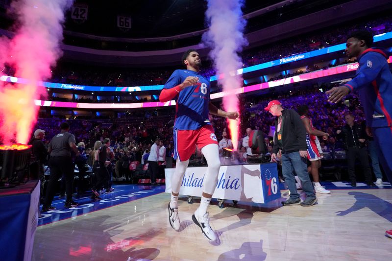 PHILADELPHIA, PA - JANUARY 6: Tobias Harris #12 of the Philadelphia 76ers walks on to the court before the game against the Chicago Bulls on January 6, 2023 at the Wells Fargo Center in Philadelphia, Pennsylvania NOTE TO USER: User expressly acknowledges and agrees that, by downloading and/or using this Photograph, user is consenting to the terms and conditions of the Getty Images License Agreement. Mandatory Copyright Notice: Copyright 2023 NBAE (Photo by Jesse D. Garrabrant/NBAE via Getty Images)