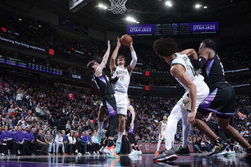 SALT LAKE CITY, UT - JANUARY 27: Brook Lopez #11 of the Milwaukee Bucks drives to the basket during the game against the Utah Jazz on January 27, 2025 at Delta Center in Salt Lake City, Utah. NOTE TO USER: User expressly acknowledges and agrees that, by downloading and or using this Photograph, User is consenting to the terms and conditions of the Getty Images License Agreement. Mandatory Copyright Notice: Copyright 2025 NBAE (Photo by Melissa Majchrzak/NBAE via Getty Images)