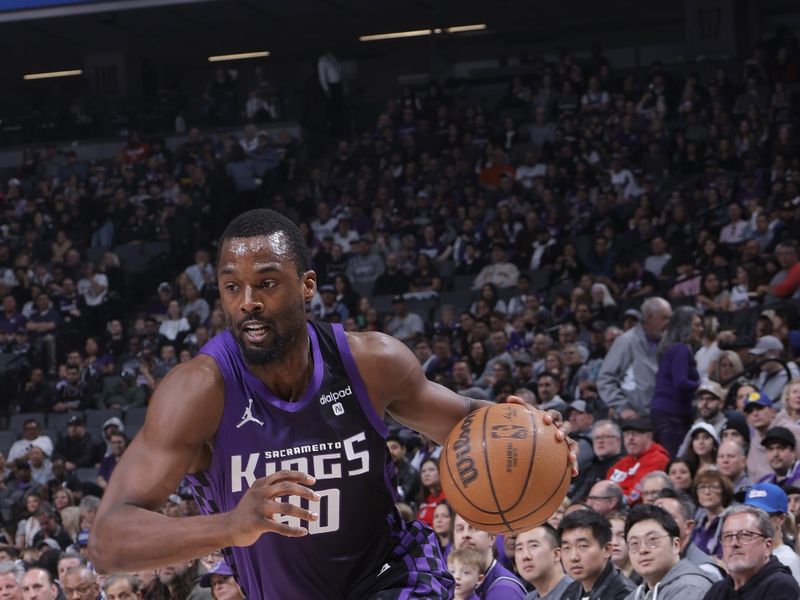 SACRAMENTO, CA - MARCH 10: Harrison Barnes #40 of the Sacramento Kings drives to the basket during the game against the Houston Rockets on March 10, 2024 at Golden 1 Center in Sacramento, California. NOTE TO USER: User expressly acknowledges and agrees that, by downloading and or using this Photograph, user is consenting to the terms and conditions of the Getty Images License Agreement. Mandatory Copyright Notice: Copyright 2024 NBAE (Photo by Rocky Widner/NBAE via Getty Images)