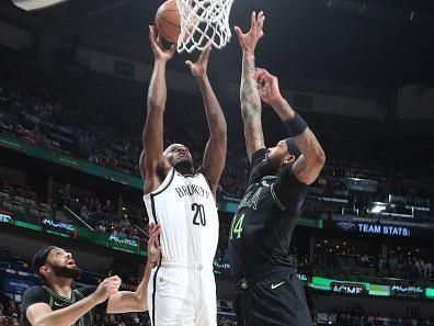 NEW ORLEANS, LA - JANUARY 2: Day'Ron Sharpe #20 of the Brooklyn Nets shoots the ball during the game against the New Orleans Pelicans on January 2, 2024 at the Smoothie King Center in New Orleans, Louisiana. NOTE TO USER: User expressly acknowledges and agrees that, by downloading and or using this Photograph, user is consenting to the terms and conditions of the Getty Images License Agreement. Mandatory Copyright Notice: Copyright 2024 NBAE (Photo by Layne Murdoch Jr./NBAE via Getty Images)