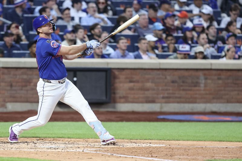 Jun 26, 2025; New York City, New York, USA;  New York Mets first baseman Pete Alonso (20) hits a single in the fourth inning against the Atlanta Braves at Citi Field. Mandatory Credit: Wendell Cruz-Imagn Images