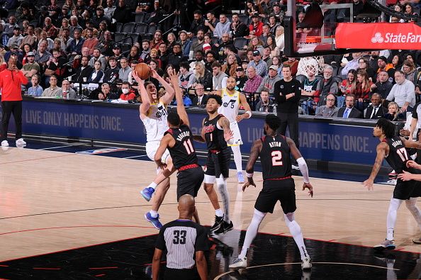 PORTLAND, OR - DECEMBER 14:  Kelly Olynyk #41 of the Utah Jazz shoots the ball during the game  on December 14, 2023 at the Moda Center Arena in Portland, Oregon. NOTE TO USER: User expressly acknowledges and agrees that, by downloading and or using this photograph, user is consenting to the terms and conditions of the Getty Images License Agreement. Mandatory Copyright Notice: Copyright 2023 NBAE (Photo by Cameron Browne/NBAE via Getty Images)