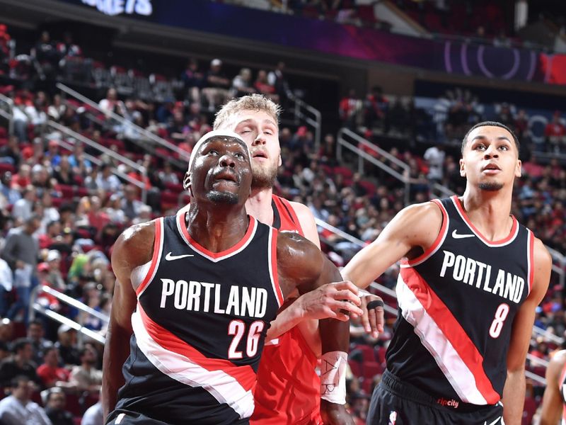 HOUSTON, TX - MARCH 25: Duop Reath #26 of the Portland Trail Blazers boxes out during the game against the Houston Rockets on March 25, 2024 at the Toyota Center in Houston, Texas. NOTE TO USER: User expressly acknowledges and agrees that, by downloading and or using this photograph, User is consenting to the terms and conditions of the Getty Images License Agreement. Mandatory Copyright Notice: Copyright 2024 NBAE (Photo by Logan Riely/NBAE via Getty Images)