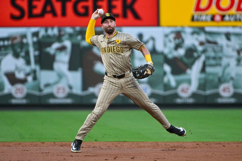 Aug 26, 2024; St. Louis, Missouri, USA;  San Diego Padres shortstop Mason McCoy (18) throws on the run against the St. Louis Cardinals during the first inning at Busch Stadium. Mandatory Credit: Jeff Curry-USA TODAY Sports