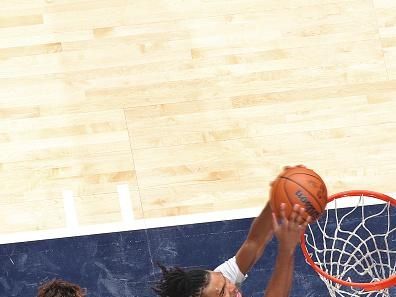 WASHINGTON, DC -? OCTOBER 28: Ziaire Williams #8 of the Memphis Grizzlies dunks the ball during the game against the Washington Wizards on October 28, 2023 at Capital One Arena in Washington, DC. NOTE TO USER: User expressly acknowledges and agrees that, by downloading and or using this Photograph, user is consenting to the terms and conditions of the Getty Images License Agreement. Mandatory Copyright Notice: Copyright 2023 NBAE (Photo by Stephen Gosling/NBAE via Getty Images)