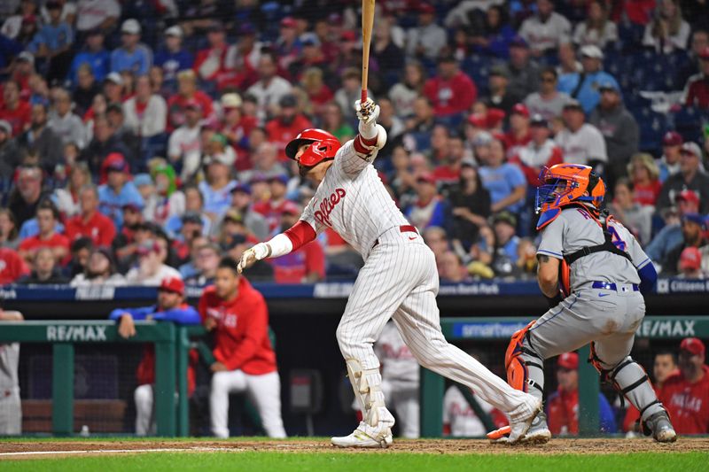 Sep 24, 2023; Philadelphia, Pennsylvania, USA; Philadelphia Phillies right fielder Nick Castellanos (8) watches his two run home run against the New York Mets during the fourth inning at Citizens Bank Park. Mandatory Credit: Eric Hartline-USA TODAY Sports