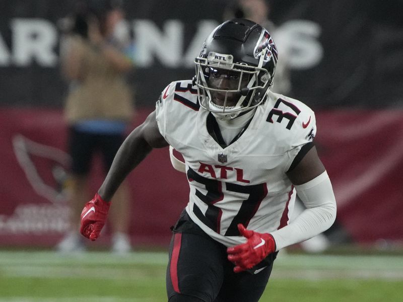 Atlanta Falcons safety DeMarcco Hellams (37) lines up against the Arizona Cardinals during the first half of an NFL football game, Sunday, Nov. 12, 2023, in Glendale, Ariz. (AP Photo/Rick Scuteri)