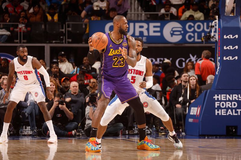 DETROIT, MI - NOVEMBER 4: LeBron James #23 of the Los Angeles Lakers looks to pass the ball during the game against the Detroit Pistons on November 4, 2024 at Little Caesars Arena in Detroit, Michigan. NOTE TO USER: User expressly acknowledges and agrees that, by downloading and/or using this photograph, User is consenting to the terms and conditions of the Getty Images License Agreement. Mandatory Copyright Notice: Copyright 2024 NBAE (Photo by Brian Sevald/NBAE via Getty Images)