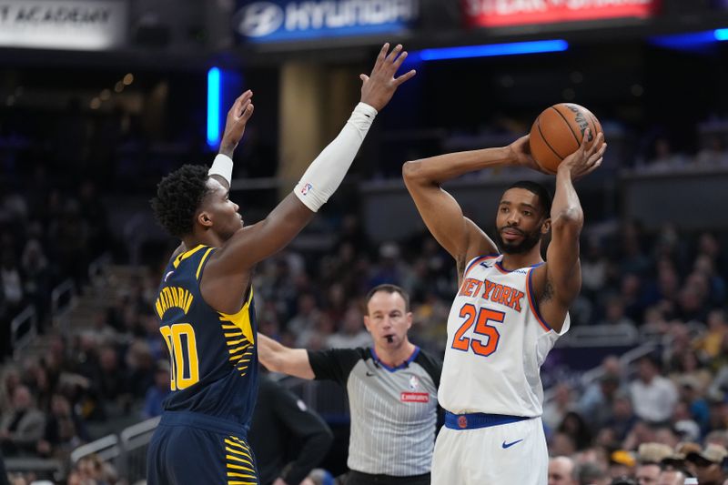 INDIANAPOLIS, IN - FEBRUARY 11: Mikal Bridges #25 of the New York Knicks handles the ball during the game against the Indiana Pacers on February 11, 2025 at Gainbridge Fieldhouse in Indianapolis, Indiana. NOTE TO USER: User expressly acknowledges and agrees that, by downloading and or using this Photograph, user is consenting to the terms and conditions of the Getty Images License Agreement. Mandatory Copyright Notice: Copyright 2025 NBAE (Photo by A.J. Mast/NBAE via Getty Images)
