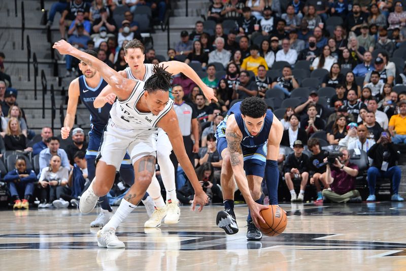 SAN ANTONIO, TX - MARCH 22  Scotty Pippen Jr. #1 of the Memphis Grizzlies handles the ball during the game against the San Antonio Spurs on March 22, 2024 at the Frost Bank Center in San Antonio, Texas. NOTE TO USER: User expressly acknowledges and agrees that, by downloading and or using this photograph, user is consenting to the terms and conditions of the Getty Images License Agreement. Mandatory Copyright Notice: Copyright 2024 NBAE (Photos by Michael Gonzales/NBAE via Getty Images)