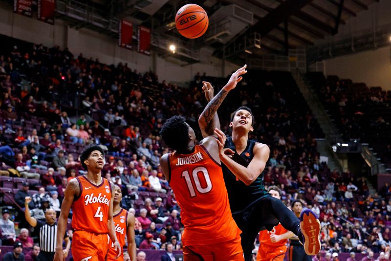 Miami (FL) Hurricanes vs Virginia Tech Hokies: Tre Donaldson Set to Shine in Upcoming Showdown