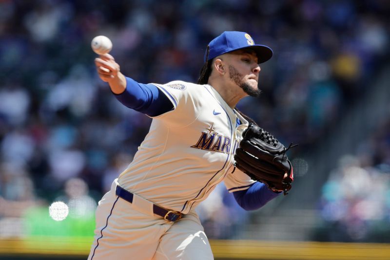 Jun 1, 2025; Seattle, Washington, USA; Seattle Mariners starting pitcher Luis Castillo (58) throws against the Minnesota Twins during the second inning at T-Mobile Park. Mandatory Credit: John Froschauer-Imagn Images