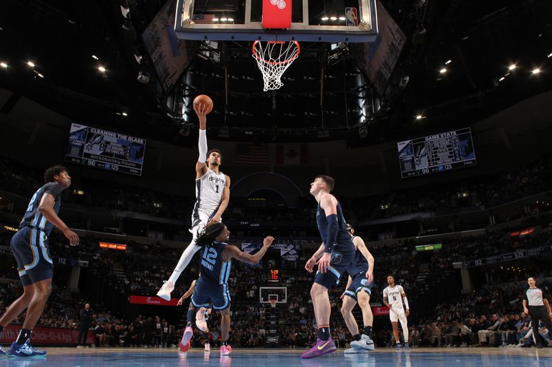 MEMPHIS, TN - FEBRUARY 3:  Victor Wembanyama #1 of the San Antonio Spurs drives to the basket during the game against the Memphis Grizzlies on February 3, 2025 at FedExForum in Memphis, Tennessee. NOTE TO USER: User expressly acknowledges and agrees that, by downloading and or using this photograph, User is consenting to the terms and conditions of the Getty Images License Agreement. Mandatory Copyright Notice: Copyright 2025 NBAE (Photo by Joe Murphy/NBAE via Getty Images)