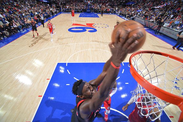 PHILADELPHIA, PA - DECEMBER 22: Pascal Siakam #43 of the Toronto Raptors dunks the ball during the game against the Philadelphia 76ers on December 22, 2023 at the Wells Fargo Center in Philadelphia, Pennsylvania NOTE TO USER: User expressly acknowledges and agrees that, by downloading and/or using this Photograph, user is consenting to the terms and conditions of the Getty Images License Agreement. Mandatory Copyright Notice: Copyright 2023 NBAE (Photo by Jesse D. Garrabrant/NBAE via Getty Images)