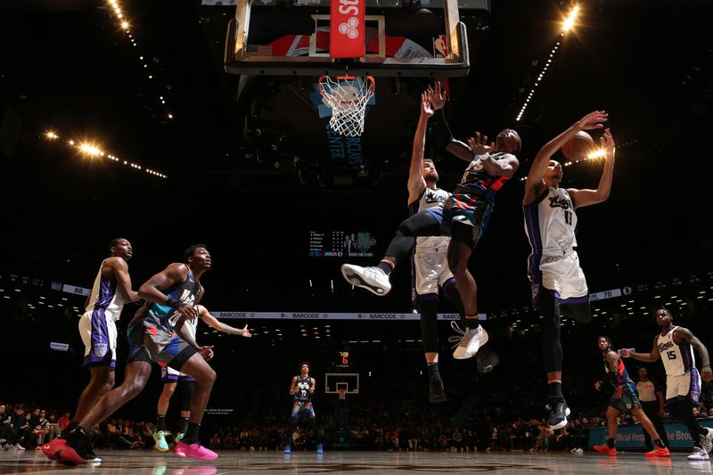 BROOKLYN, NY - APRIL 7: Keegan Murray #13 of the Sacramento Kings grabs a rebound during the game against the Brooklyn Nets on April 7, 2024 at Barclays Center in Brooklyn, New York. NOTE TO USER: User expressly acknowledges and agrees that, by downloading and or using this Photograph, user is consenting to the terms and conditions of the Getty Images License Agreement. Mandatory Copyright Notice: Copyright 2024 NBAE (Photo by Nathaniel S. Butler/NBAE via Getty Images)