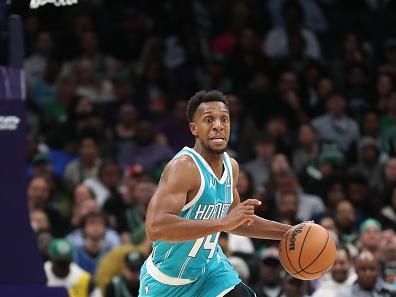 CHARLOTTE, NC - NOVEMBER 20: Ish Smith #14 of the Charlotte Hornets brings the ball up court against the Boston Celtics on November 20, 2023 at Spectrum Center in Charlotte, North Carolina. NOTE TO USER: User expressly acknowledges and agrees that, by downloading and or using this photograph, User is consenting to the terms and conditions of the Getty Images License Agreement.  Mandatory Copyright Notice:  Copyright 2023 NBAE (Photo by Brock Williams-Smith/NBAE via Getty Images)