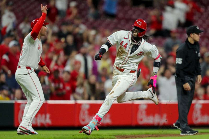 Apr 8, 2024; Cincinnati, Ohio, USA; Cincinnati Reds shortstop Elly De La Cruz (44) runs the bases after hitting an inside-the-park home run in the seventh inning against the Milwaukee Brewers at Great American Ball Park. Mandatory Credit: Katie Stratman-USA TODAY Sports