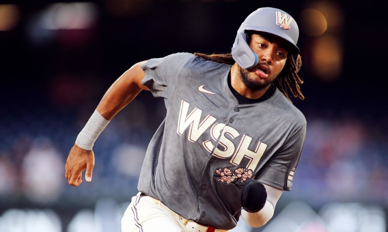 Aug 30, 2024; Washington, District of Columbia, USA; Washington Nationals left fielder James Wood (29) rounds third base to score a run during the first inning against the Chicago Cubs at Nationals Park. Mandatory Credit: Daniel Kucin Jr.-USA TODAY Sports


