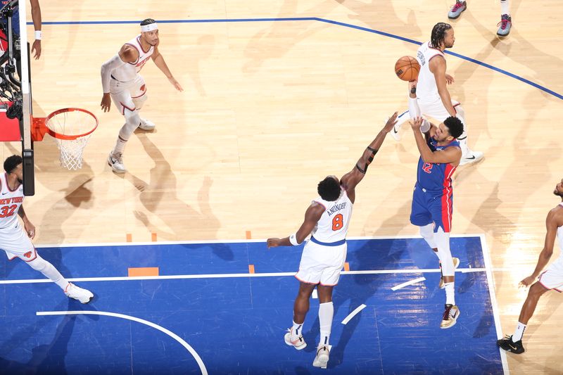 NEW YORK, NY - JANUARY 13: Tobias Harris #12 of the Detroit Pistons shoots the ball during the game against the New York Knicks on January 13, 2025 at Madison Square Garden in New York City, New York.  NOTE TO USER: User expressly acknowledges and agrees that, by downloading and or using this photograph, User is consenting to the terms and conditions of the Getty Images License Agreement. Mandatory Copyright Notice: Copyright 2025 NBAE  (Photo by Nathaniel S. Butler/NBAE via Getty Images)