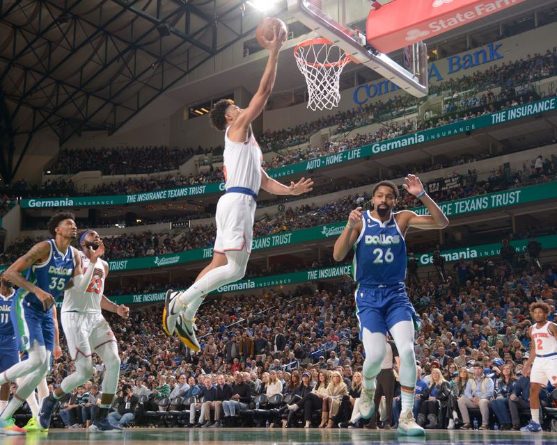 DALLAS, TX - DECEMBER 27: Quentin Grimes #6 of the New York Knicks drives to the basket during the game against the Dallas Mavericks on December 27, 2022 at the American Airlines Center in Dallas, Texas. NOTE TO USER: User expressly acknowledges and agrees that, by downloading and or using this photograph, User is consenting to the terms and conditions of the Getty Images License Agreement. Mandatory Copyright Notice: Copyright 2022 NBAE (Photo by Glenn James/NBAE via Getty Images)