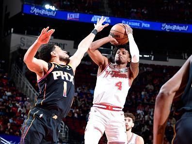 HOUSTON, TX - DECEMBER 27:   Jalen Green #4 of the Houston Rockets shoots the ball during the game against the Phoenix Suns on December 27, 2023 at the Toyota Center in Houston, Texas. NOTE TO USER: User expressly acknowledges and agrees that, by downloading and or using this photograph, User is consenting to the terms and conditions of the Getty Images License Agreement. Mandatory Copyright Notice: Copyright 2023 NBAE (Photo by Logan Riely/NBAE via Getty Images)