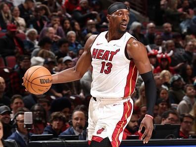 Miami Heat Triumph at FTX Arena Over Golden State Warriors in Close Contest