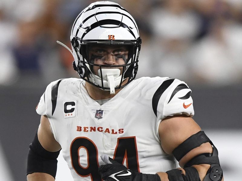 Cincinnati Bengals defensive end Sam Hubbard (94) runs for the play during an NFL football game against the Los Angeles Rams on Monday, Sept. 25, 2023, in Cincinnati. (AP Photo/Emilee Chinn)