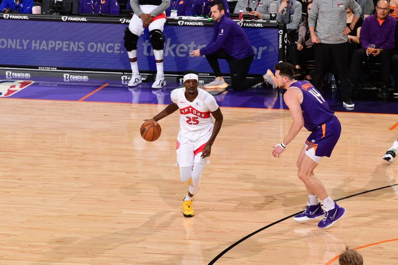 PHOENIX, AZ - MARCH 7: Chris Boucher #25 of the Toronto Raptors handles the ball during the game against the Phoenix Suns on March 7, 2024 at Footprint Center in Phoenix, Arizona. NOTE TO USER: User expressly acknowledges and agrees that, by downloading and or using this photograph, user is consenting to the terms and conditions of the Getty Images License Agreement. Mandatory Copyright Notice: Copyright 2024 NBAE (Photo by Kate Frese/NBAE via Getty Images)