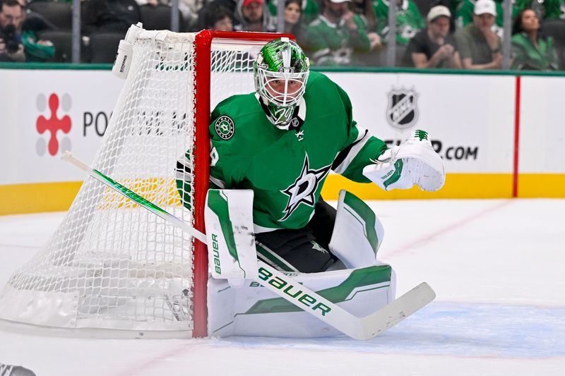 Oct 21, 2025; Dallas, Texas, USA; Dallas Stars goaltender Jake Oettinger (29) faces the Columbus Blue Jackets attack during the first period at the American Airlines Center. Mandatory Credit: Jerome Miron-Imagn Images