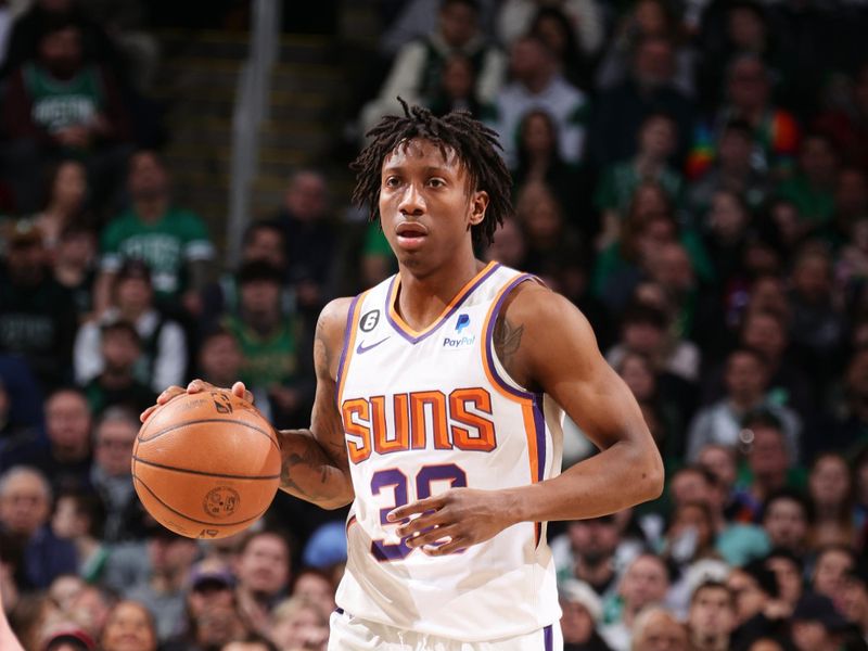 BOSTON, MA - FEBRUARY 3: Saben Lee #38 of the Phoenix Suns drives to the basket during the game against the Boston Celtics on February 3, 2023 at TD Garden in Boston, Massachusetts.  NOTE TO USER: User expressly acknowledges and agrees that, by downloading and or using this photograph, User is consenting to the terms and conditions of the Getty Images License Agreement. Mandatory Copyright Notice: Copyright 2022 NBAE  (Photo by Nathaniel S. Butler/NBAE via Getty Images)