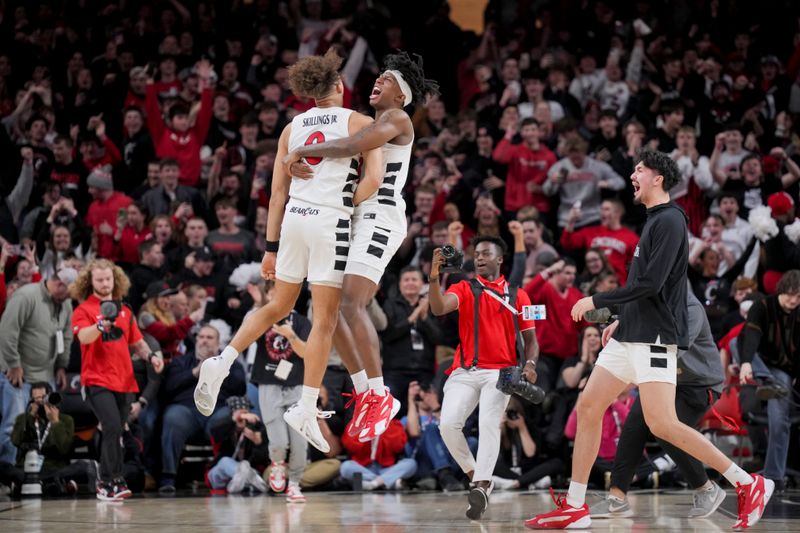 Can Cincinnati Bearcats Overcome TCU Horned Frogs at Schollmaier Arena?